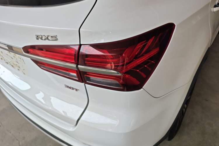 Used Roewe RX5 2020 20T Manual 4G Connect Million Edition Right Rear Taillight