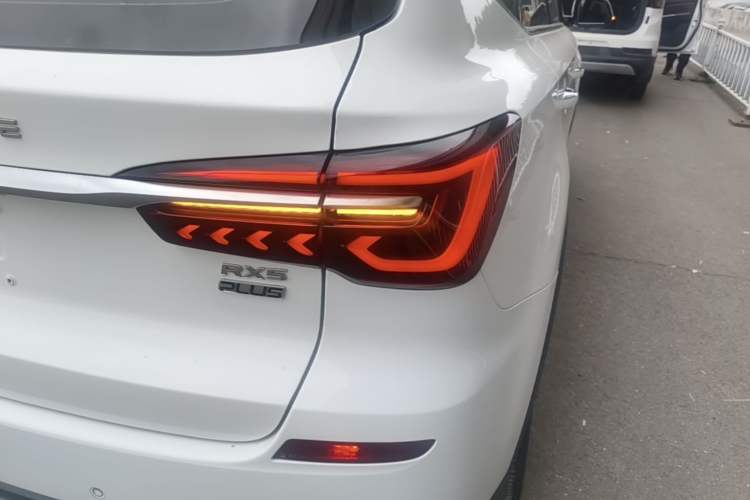 Used Roewe RX5 2020 PLUS 300TGI Automatic Ali National Trend Flagship Edition Right Rear Taillight