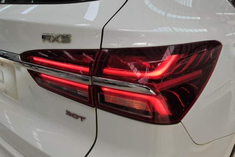 Used Roewe RX5 2020 20T Automatic 4G Connected Million Edition Right Rear Taillight