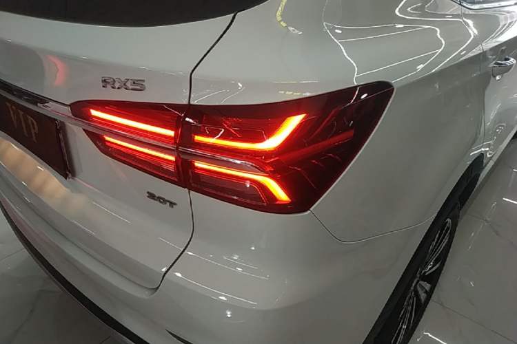 Used Roewe RX5 2020 20T Automatic 4G Connect Excellence Edition Right Rear Taillight