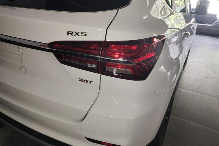 Used Roewe RX5 2020 20T Automatic 4G Connect Superior Flagship Edition Right Rear Taillight