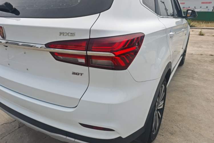 Used Roewe RX5 2020 20T Automatic 4G Connected Million Edition Right Rear Taillight