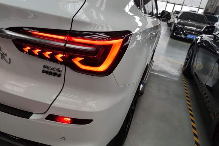 Used Roewe RX5 2020 PLUS 300TGI Automatic Ali National Trend Flagship Edition Right Rear Taillight
