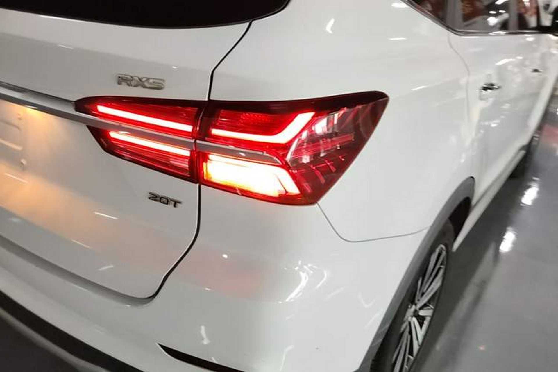Used Roewe RX5 2020 20T Automatic 4G Connected Million Edition Right Rear Taillight