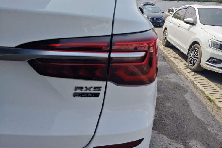 Used Roewe RX5 2020 PLUS 300TGI Automatic Ali National Trend Flagship Edition Right Rear Taillight
