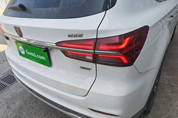 Used Roewe RX5 2020 20T Automatic 4G Connected Million Edition Right Rear Taillight