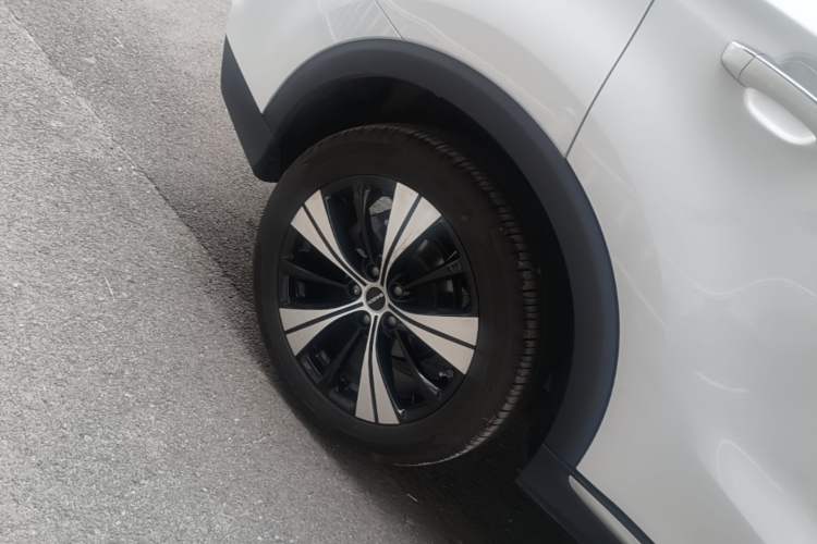 Used Roewe RX5 2020 PLUS 300TGI Automatic Ali National Trend Flagship Edition Right Rear Wheel Hub