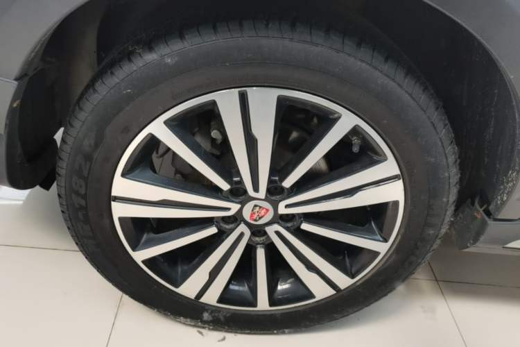 Used Roewe RX5 2020 20T Automatic 4G Connected Million Edition Right Rear Wheel Hub