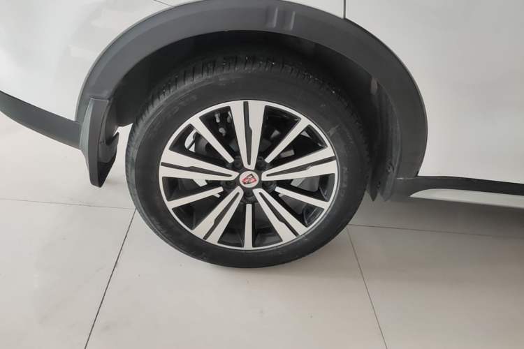 Used Roewe RX5 2020 20T Automatic 4G Connected Million Edition Right Rear Wheel Hub