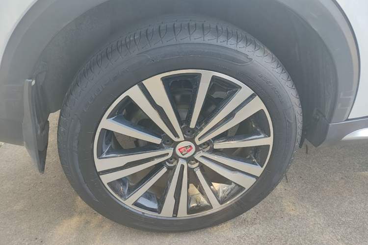 Used Roewe RX5 2020 20T Automatic 4G Connect Superior Flagship Edition Right Rear Wheel Hub