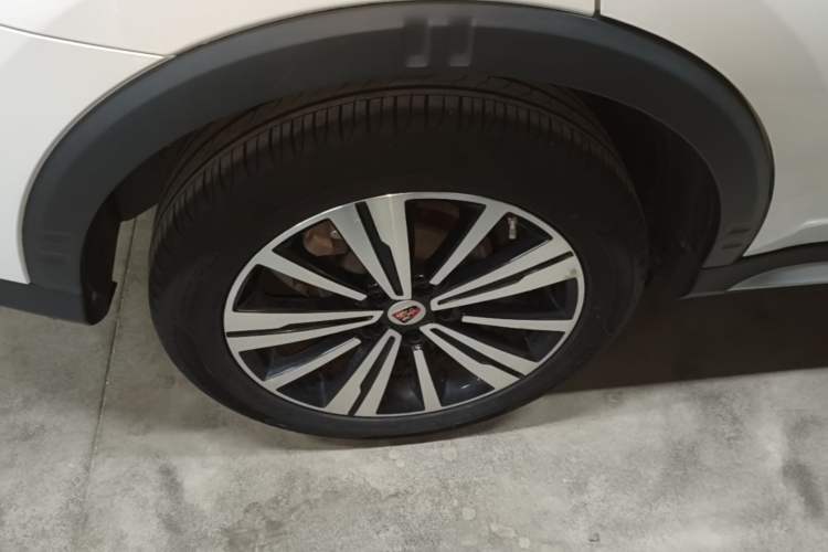 Used Roewe RX5 2020 20T Automatic 4G Connected Million Edition Right Rear Wheel Hub