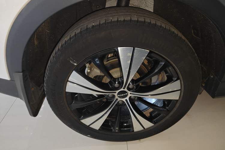 Used Roewe RX5 2020 PLUS 300TGI Automatic Ali National Style Luxury Edition Right Rear Wheel Hub
