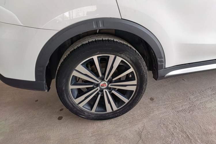 Used Roewe RX5 2020 20T Automatic 4G Connected Million Edition Right Rear Wheel Hub
