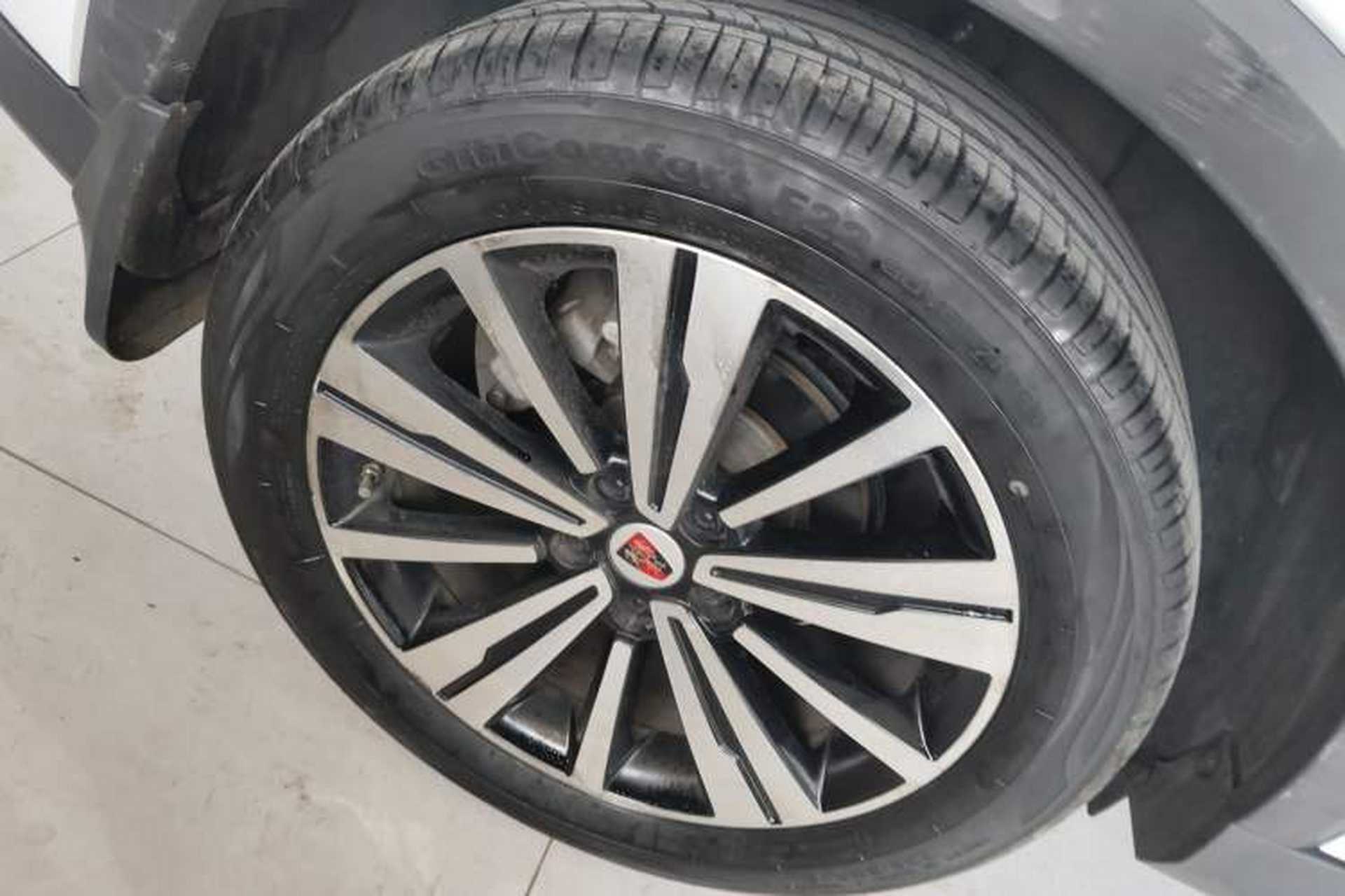 Used Roewe RX5 2020 20T Manual 4G Connect Super-Luxury Flagship Edition Right Rear Wheel Hub