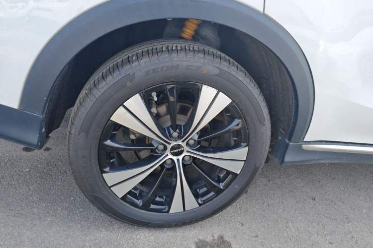 Used Roewe RX5 2020 PLUS 300TGI Automatic Ali National Trend Flagship Edition Right Rear Wheel Hub