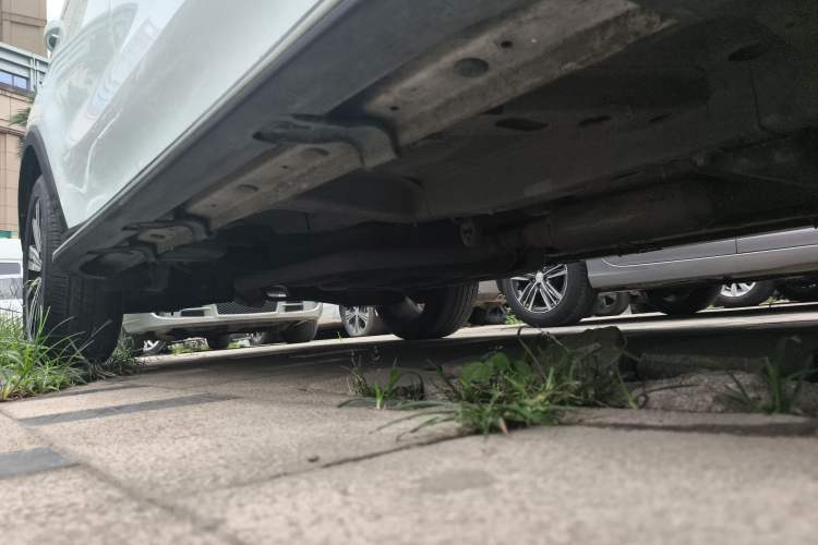 Used Roewe RX5 2020 20T Automatic 4G Connect Superior Flagship Edition Right Side Sill