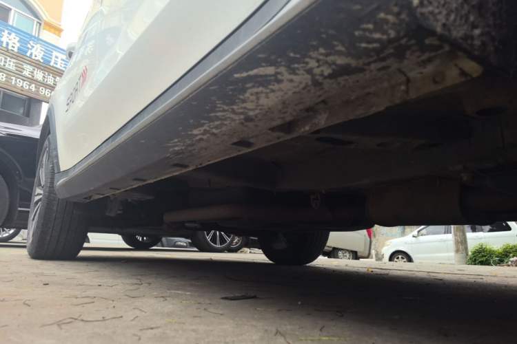 Used Roewe RX5 2020 20T Automatic 4G Connected Million Edition Right Side Sill