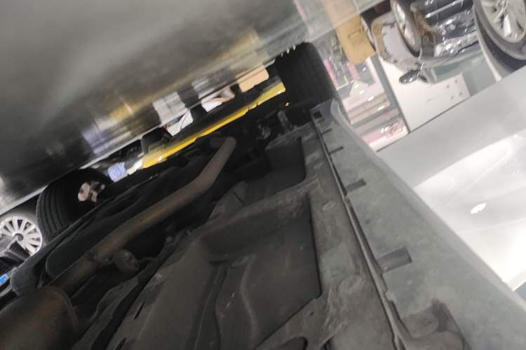 Used Roewe RX5 2020 PLUS 300TGI Automatic Ali National Style Luxury Edition Right Side Sill