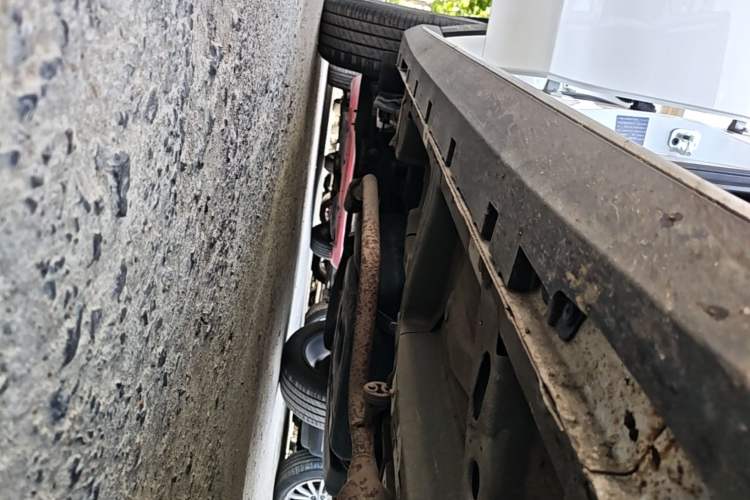 Used Roewe RX5 2020 20T Automatic Ali Smart Connectivity Beyond Intelligent Edition Right Side Sill