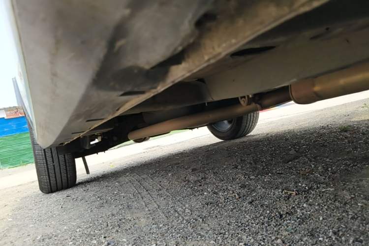 Used Roewe RX5 2020 20T Automatic 4G Connected Million Edition Right Side Sill
