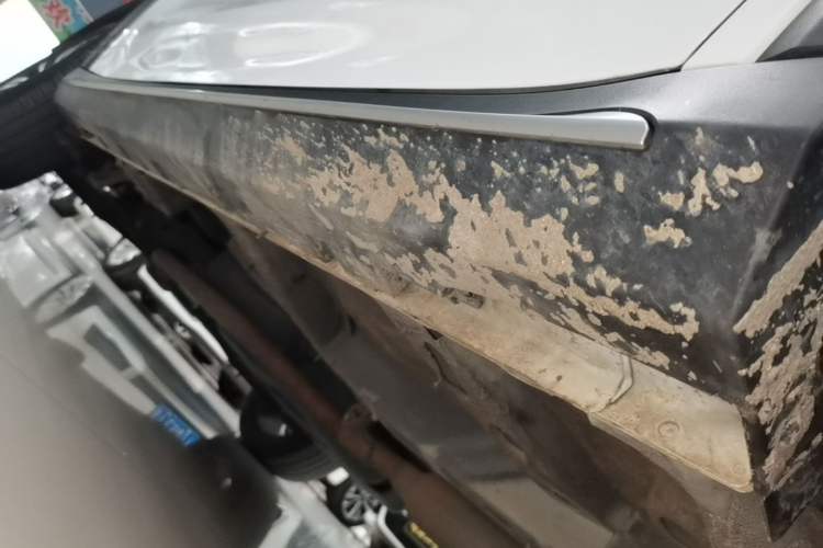 Used Roewe RX5 2020 20T Automatic 4G Connect Superior Flagship Edition Right Side Sill