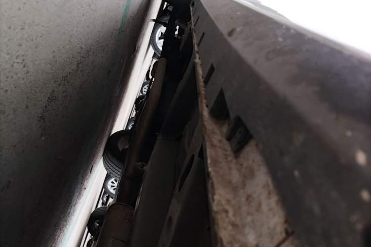 Used Roewe RX5 2020 20T Automatic 4G Connected Million Edition Right Side Sill