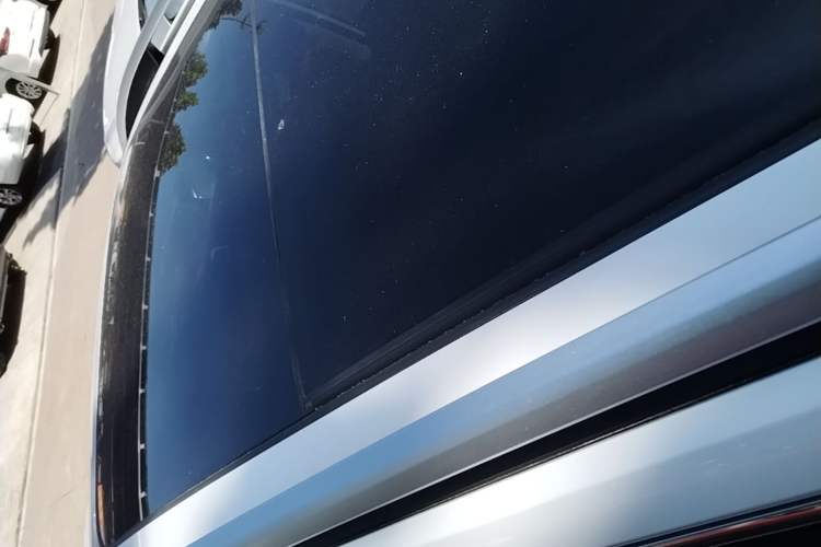 Used Roewe RX5 2020 PLUS 300TGI Automatic Ali New Year Special Edition Roof