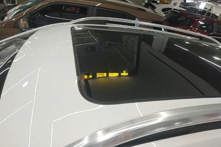 Used Roewe RX5 2020 20T Automatic 4G Connect Excellence Edition Roof