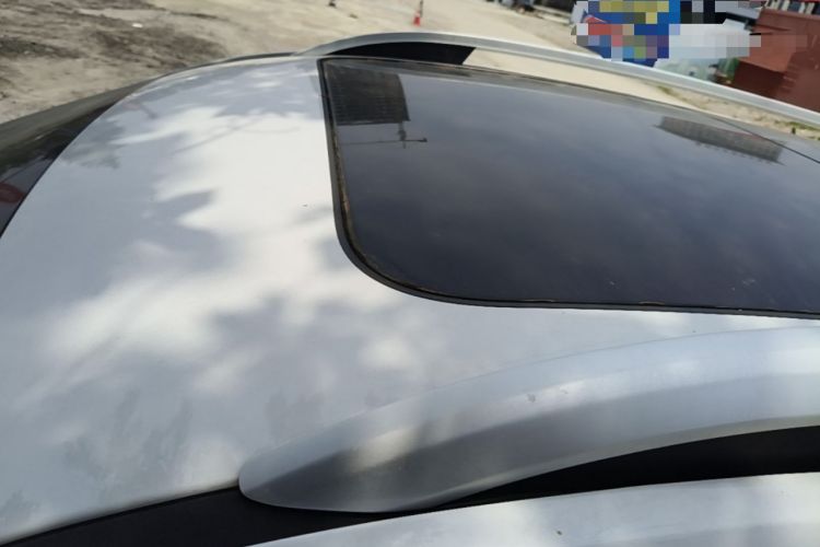 Used Roewe RX5 2020 20T Automatic 4G Connected Million Edition Roof