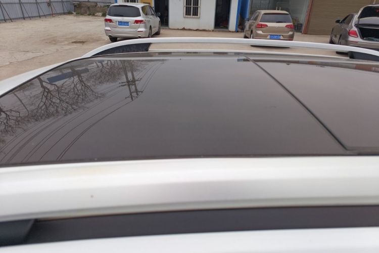 Used Roewe RX5 2020 20T Automatic 4G Connected Million Edition Roof