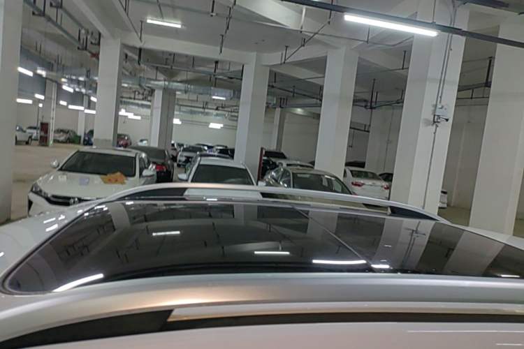 Used Roewe RX5 2020 20T Automatic 4G Connect Superior Flagship Edition Roof