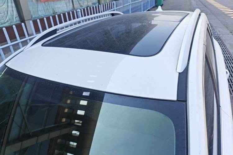 Used Roewe RX5 2020 20T Automatic 4G Connected Million Edition Roof