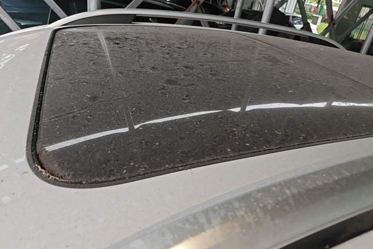 Used Roewe RX5 2020 20T Automatic 4G Connected Million Edition Roof