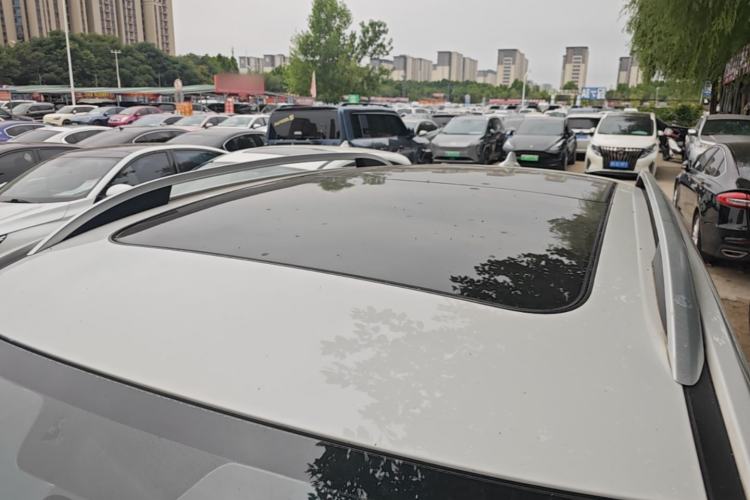 Used Roewe RX5 2020 20T Automatic 4G Connected Million Edition Roof