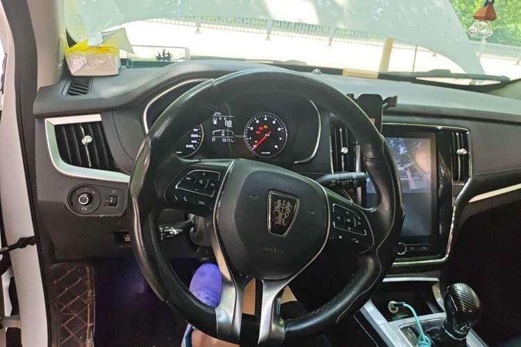 Used Roewe RX5 2020 20T Automatic 4G Connected Million Edition Steering Wheel