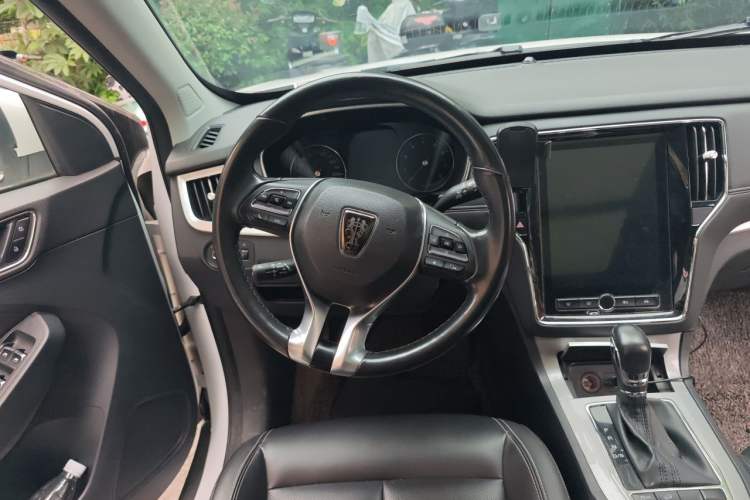 Used Roewe RX5 2020 20T Automatic 4G Connect Superior Flagship Edition Steering Wheel