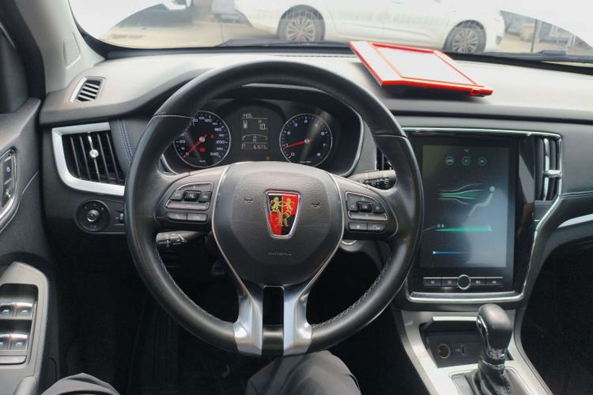 Used Roewe RX5 2020 20T Automatic 4G Connected Million Edition Steering Wheel