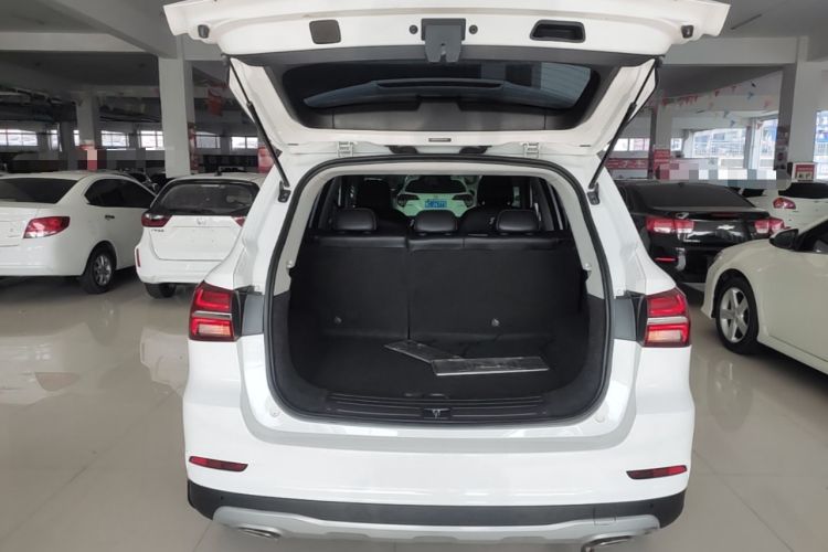 Used Roewe RX5 2020 20T Automatic 4G Connected Million Edition Trunk