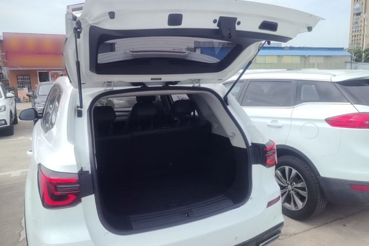 Used Roewe RX5 2020 PLUS 300TGI Automatic Ali National Style Luxury Edition Trunk