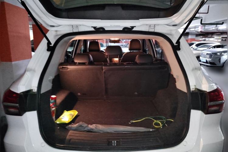 Used Roewe RX5 2020 20T Automatic 4G Connected Million Edition Trunk