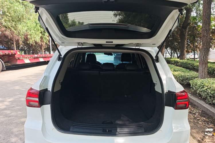 Used Roewe RX5 2020 20T Automatic 4G Connect Superior Flagship Edition Trunk