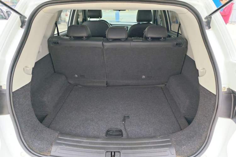 Used Roewe RX5 2020 20T Automatic 4G Connected Million Edition Trunk