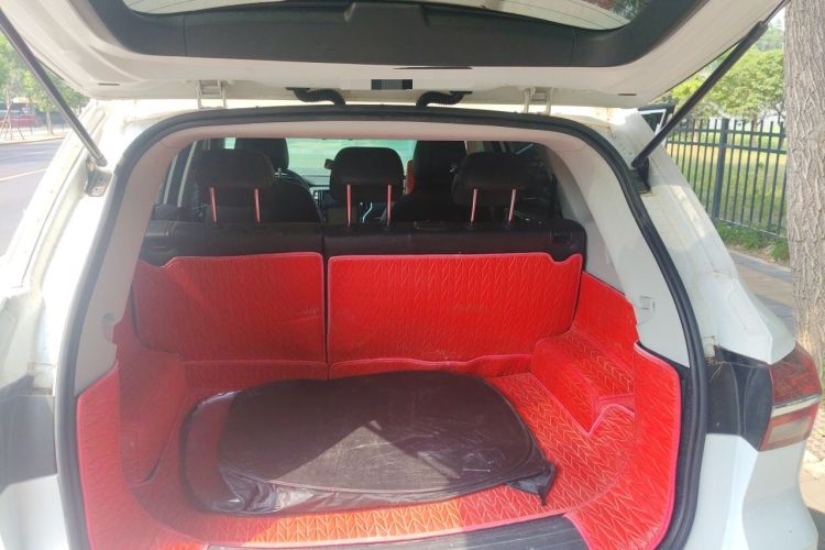 Used Roewe RX5 2020 20T Automatic 4G Connected Million Edition Trunk