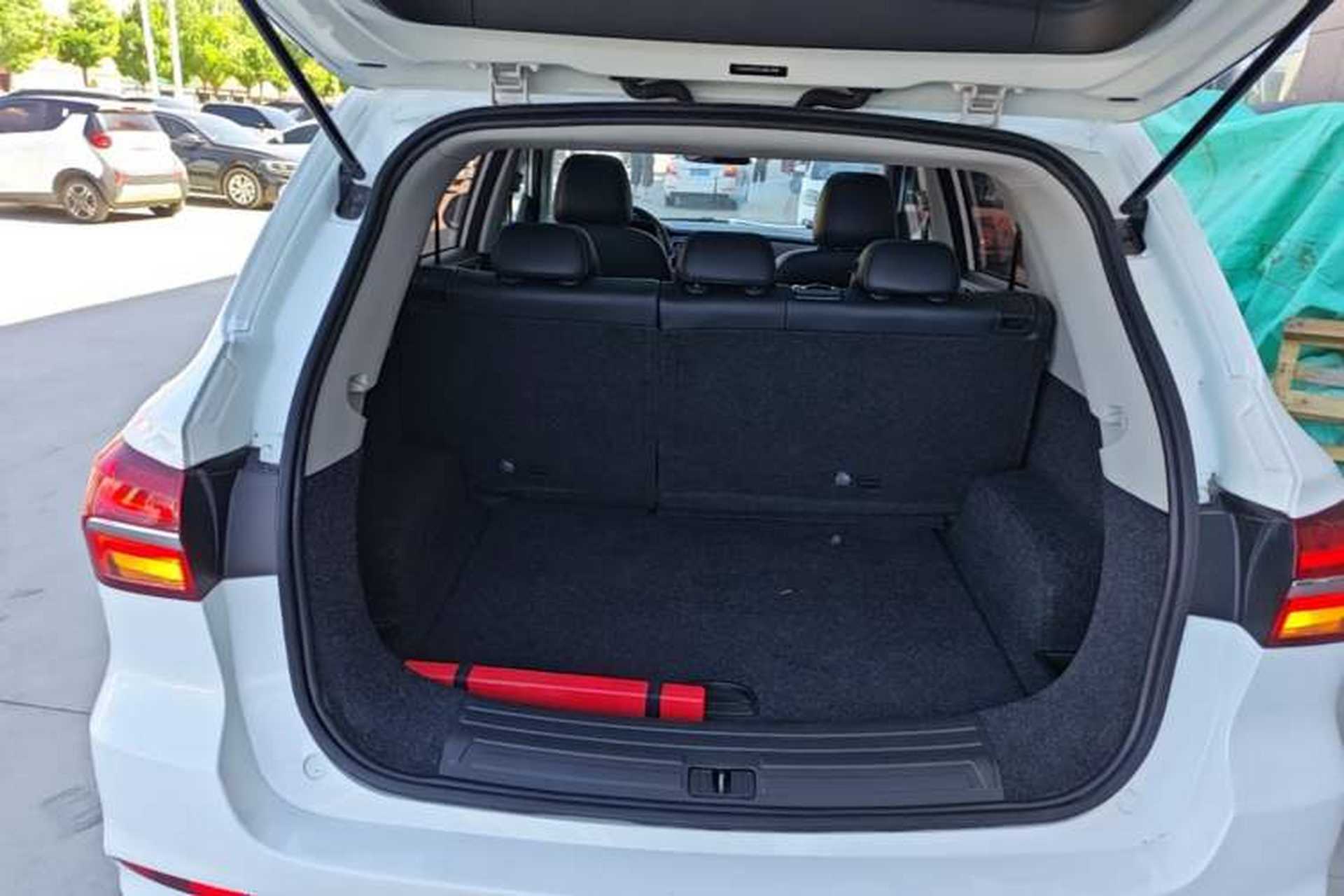 Used Roewe RX5 2020 20T Automatic 4G Connected Million Edition Trunk