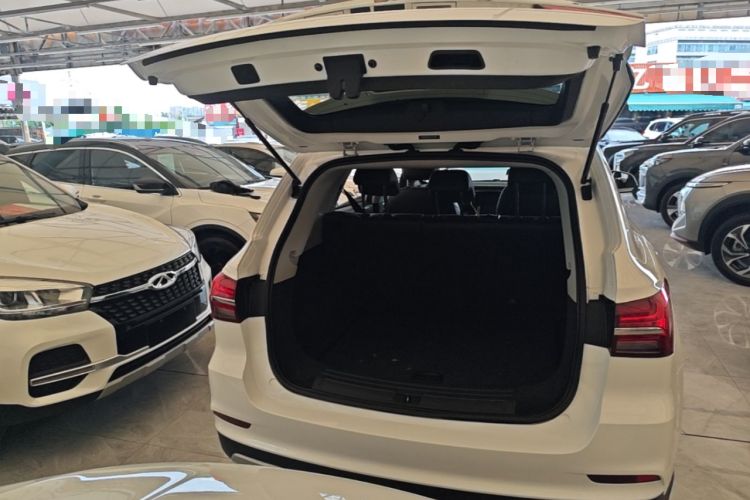 Used Roewe RX5 2020 20T Automatic 4G Connected Million Edition Trunk