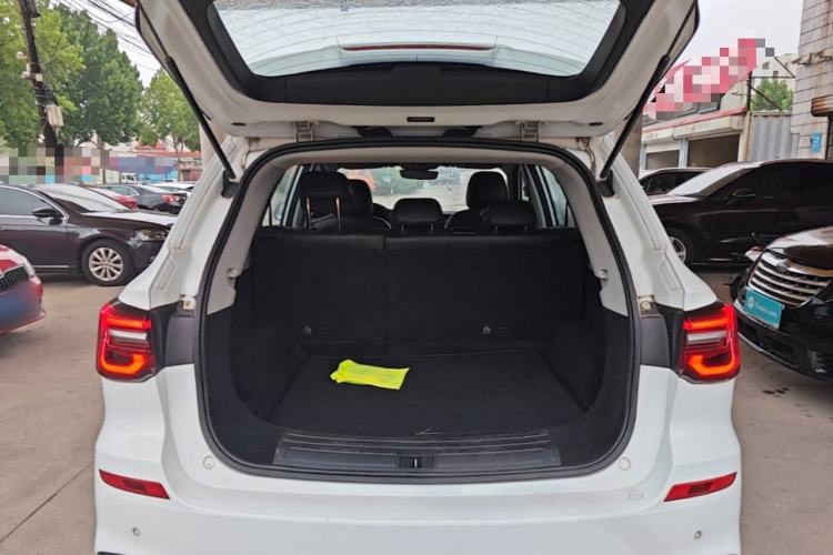 Used Roewe RX5 2020 PLUS 300TGI Automatic Ali National Style Luxury Edition Trunk