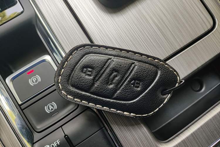 Used Roewe RX5 2020 PLUS 300TGI Automatic Ali National Trend Flagship Edition Vehicle Key
