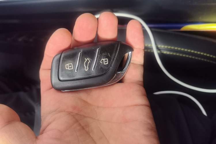 Used Roewe RX5 2020 PLUS 300TGI Automatic Ali National Style Luxury Edition Vehicle Key