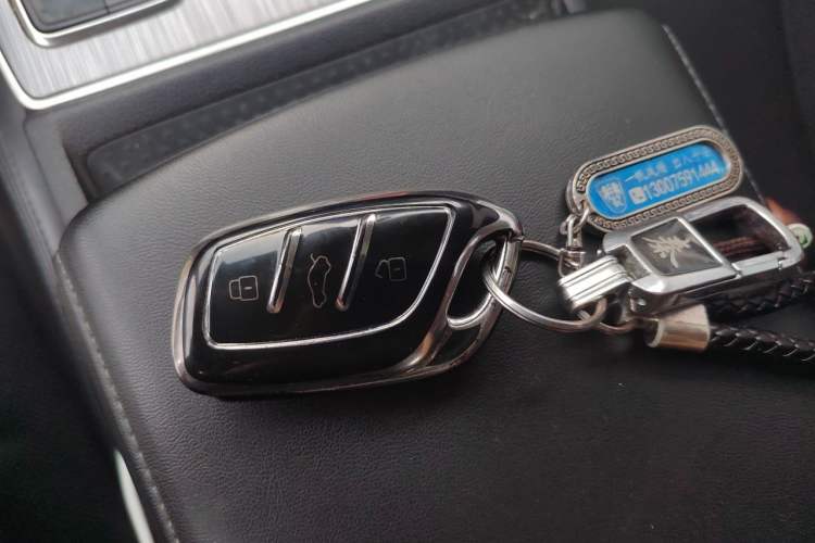 Used Roewe RX5 2020 PLUS 300TGI Automatic Ali National Trend Flagship Edition Vehicle Key