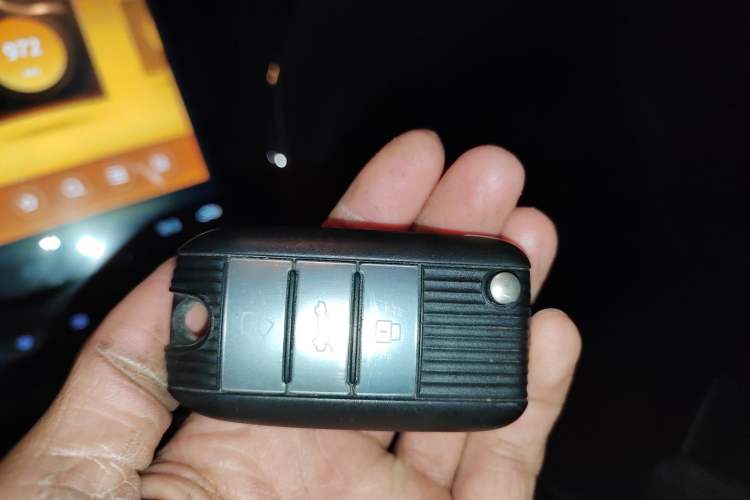 Used Roewe RX5 2020 20T Automatic 4G Connected Million Edition Vehicle Key